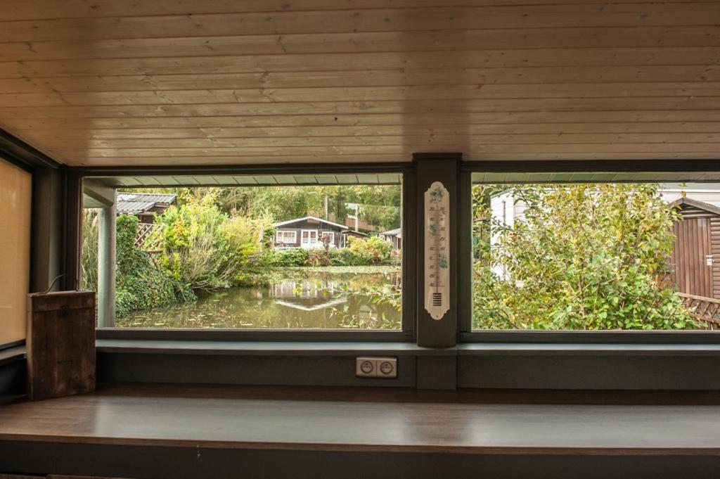 Prachtige Chalet Wabi Sabi Aan Het Water! Geel Eksteriør billede