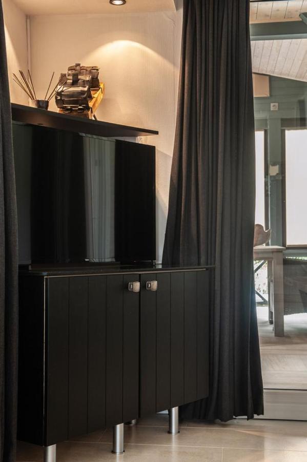 Prachtige Chalet Wabi Sabi Aan Het Water! Geel Eksteriør billede